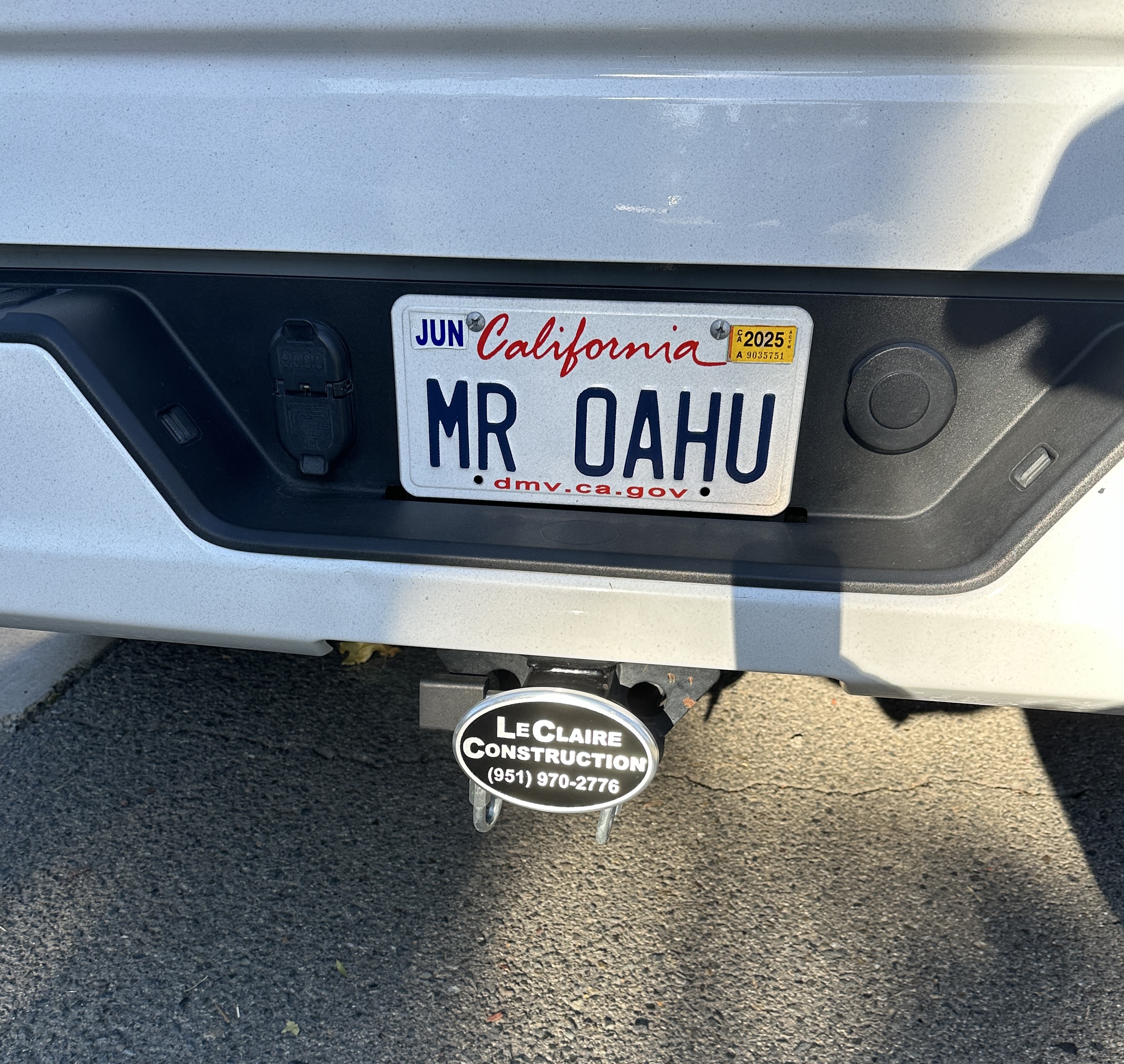 After – custom UniqueHitch cover
